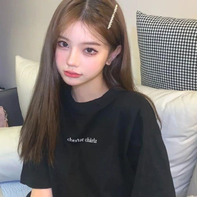 80斤女孩减肥长期不吃主食住进ICU，当代女性的审美观何时能改变？