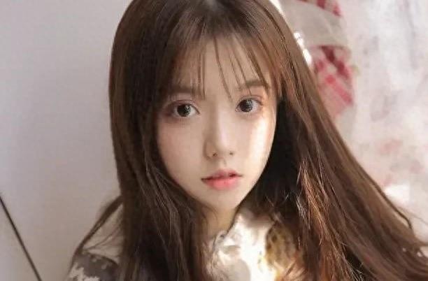 如何和女孩子聊天找共同话题(如何撩妹找话题)