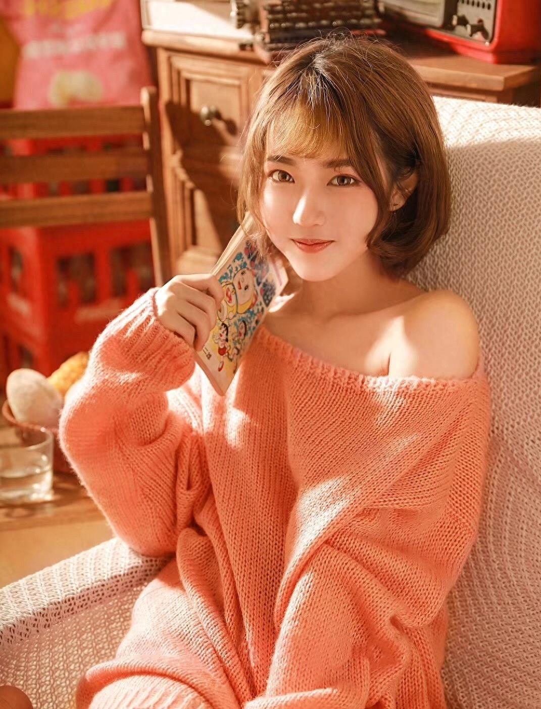 如何判断女孩子是否喜欢你（女生喜欢你的表现）