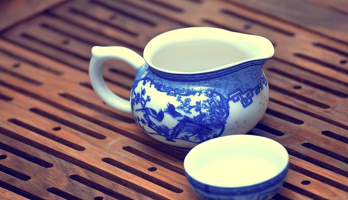 送礼物的寓意（搬家送礼物的寓意）