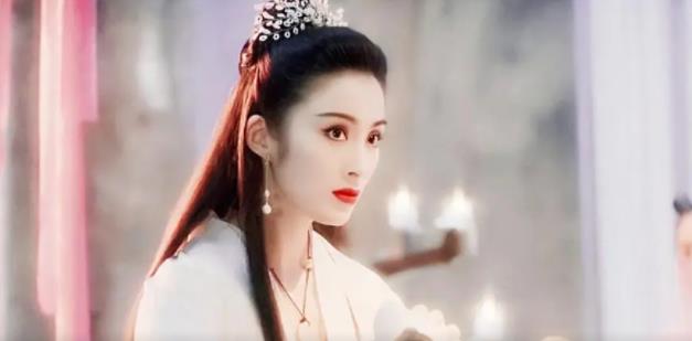 两个独立包装的女人（两个独立包装的女人讲的是什么意思）