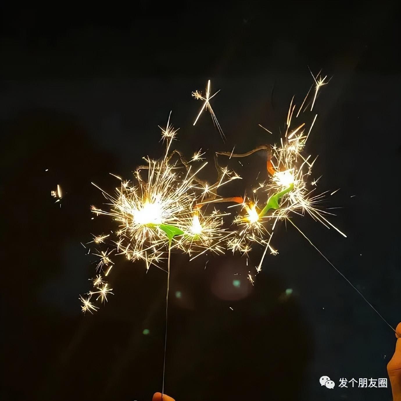 致自己生日感悟的句子(精选50句低调宣布自己过生日的文案)