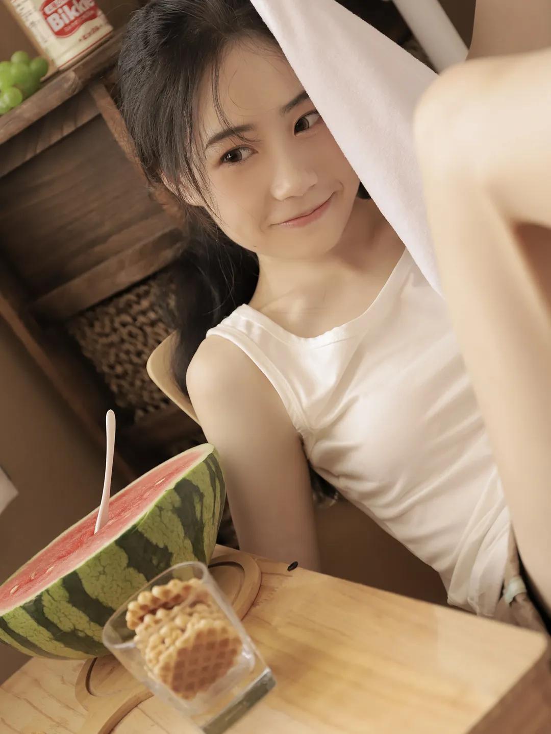 她是对你有好感 还是养备胎(简单几个现象教你分辨)