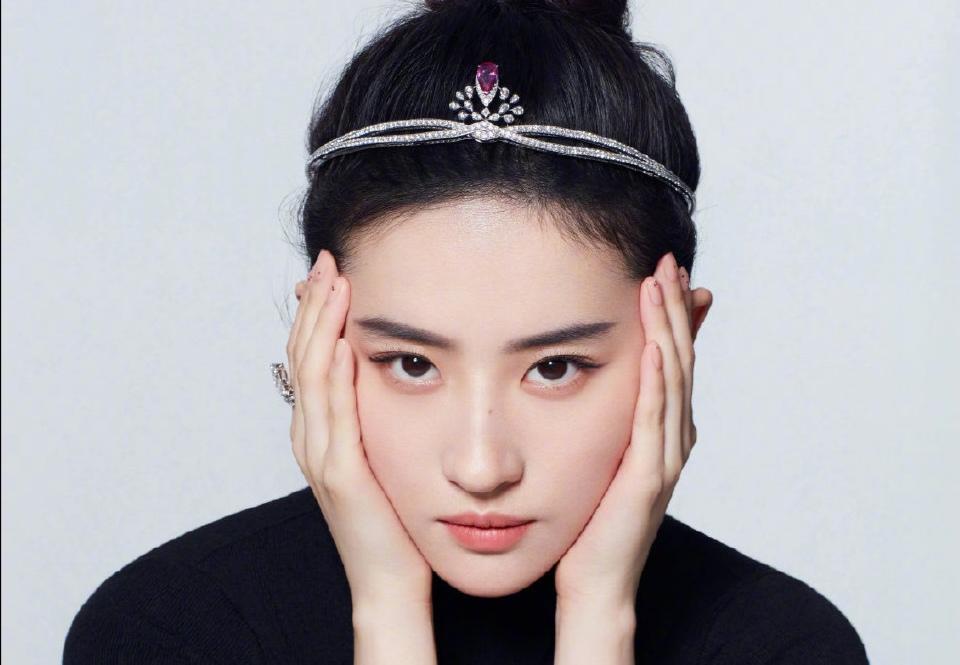 钢铁直男喜欢哪类女生（有人喜欢钢铁直男吗）