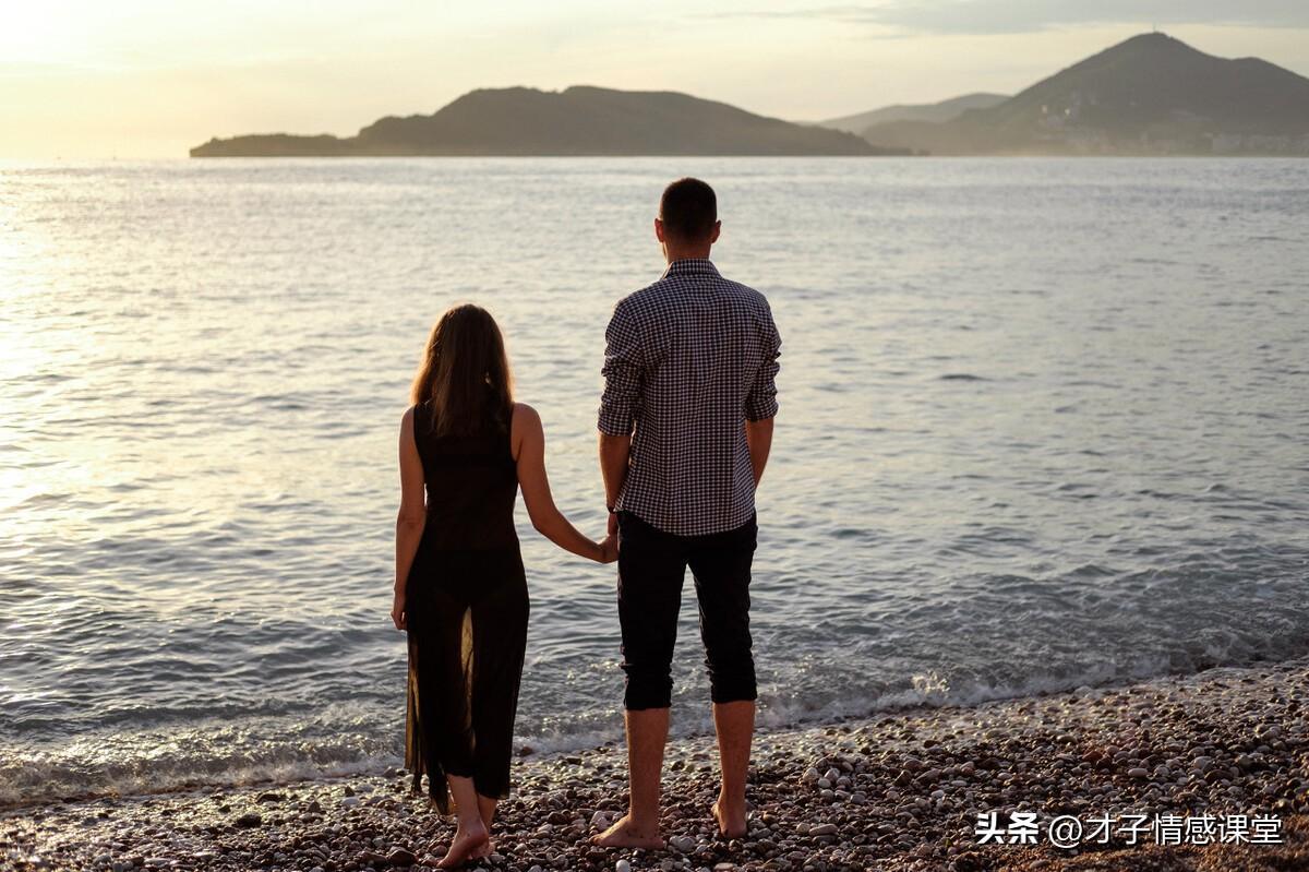 女人如何做才能抓住男人心(学会这三招 轻松拿捏他)