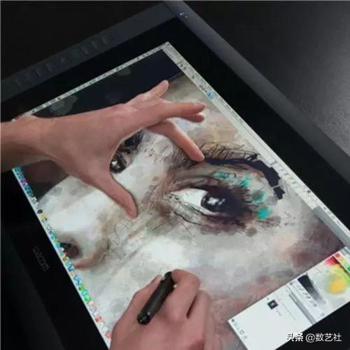 百媚千红要多少钱一套（千般妩媚的意思）