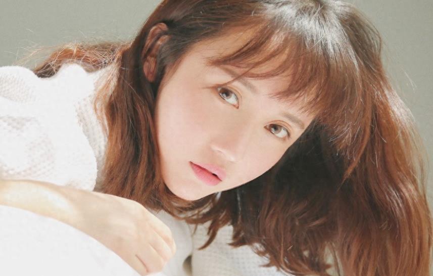 该怎么追女孩子(学会这三个技巧让她对你投怀送抱)