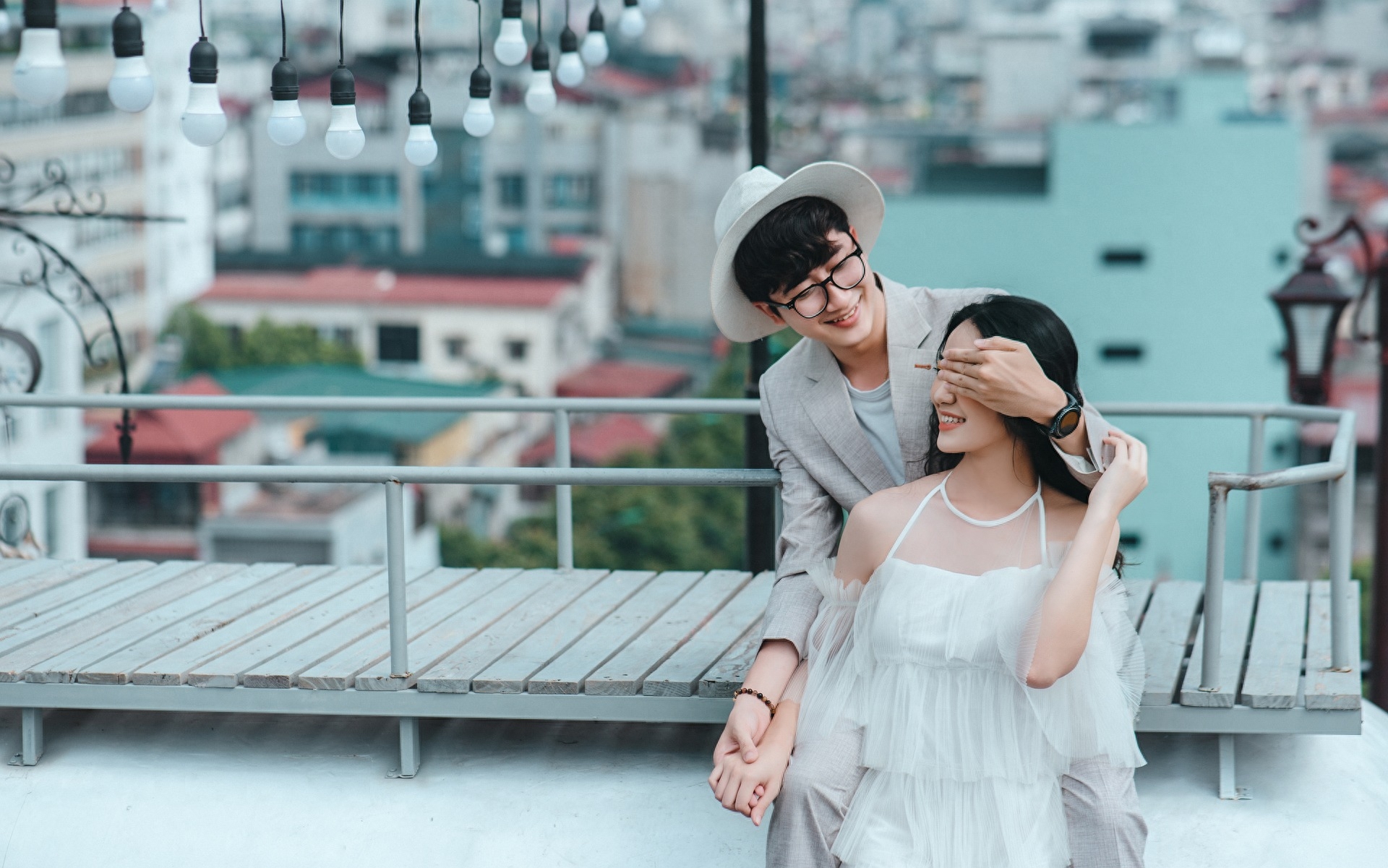 撩到男生脸红心跳的嘴甜话术(怎么撩男生让他心动)