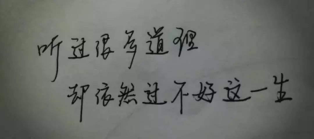 15元玩具被偷单亲妈妈崩溃报案,成年人崩溃就在一瞬间