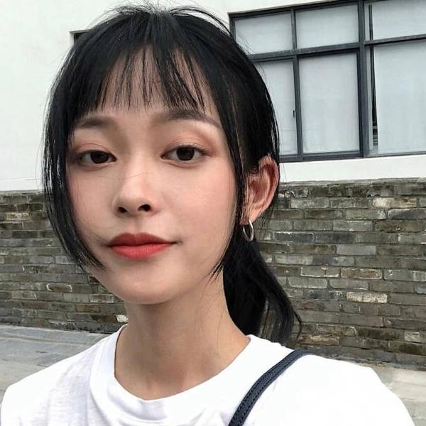 追女生最简单的方法(抓住三个弱点 保证一追一个准)