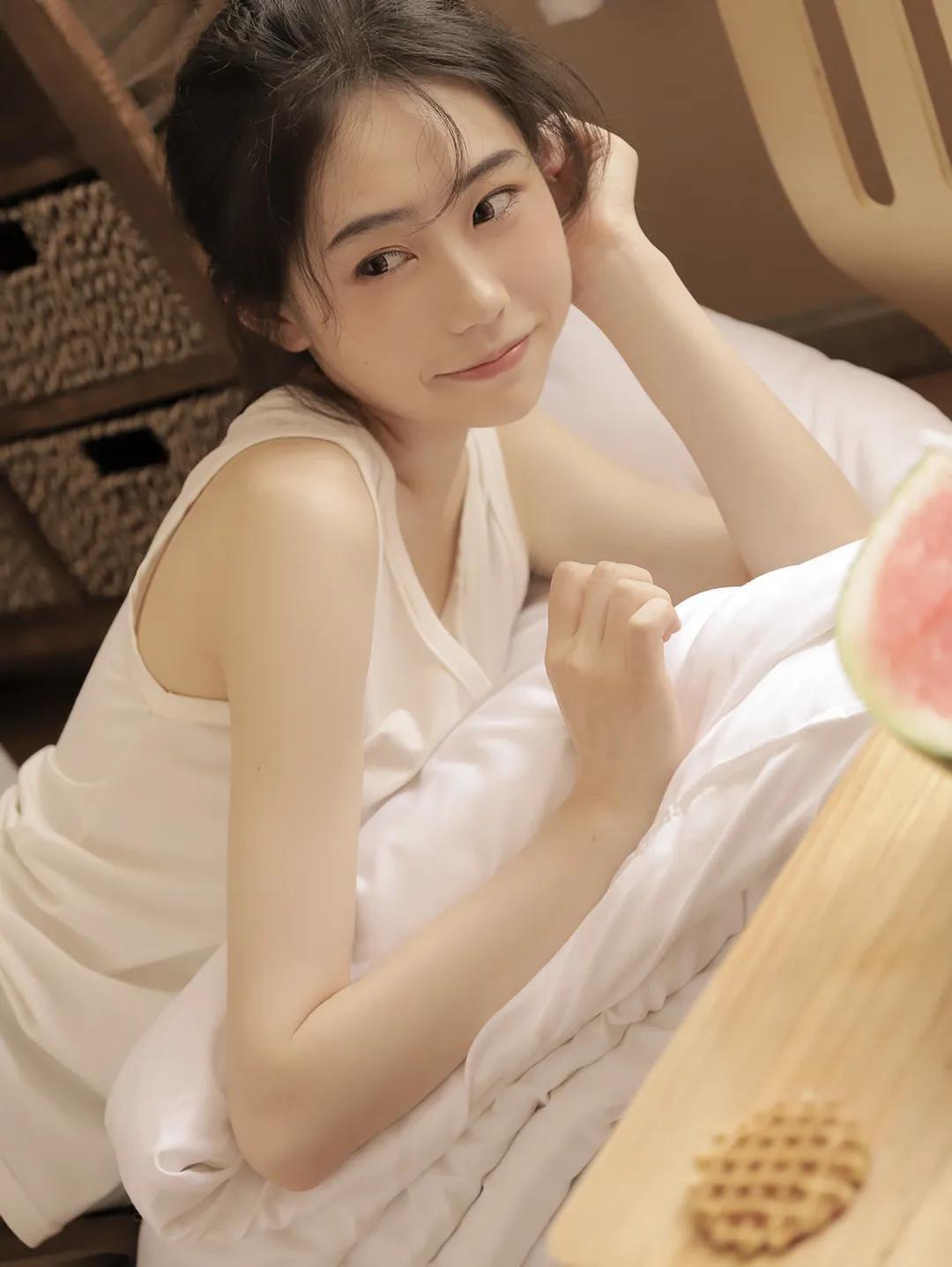 她是对你有好感 还是养备胎(简单几个现象教你分辨)