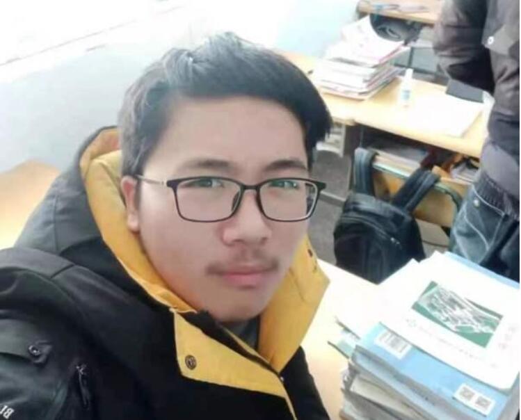 19岁少年因父母闹分手失踪16天,曾多次以生命相威胁