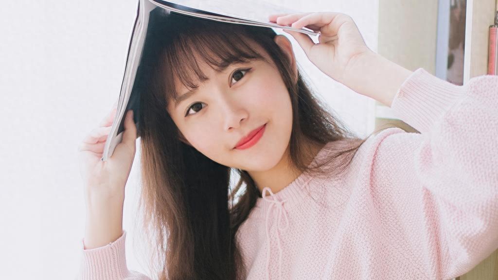 女生来大姨妈怎么安慰(女孩子大姨妈来了怎么哄她)