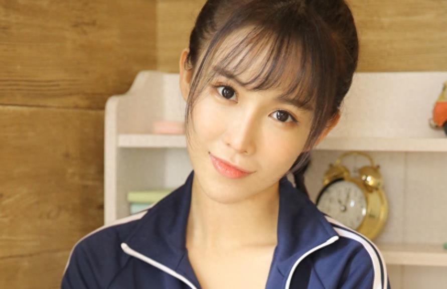 如何更懂女人心(3个套路从此锁定她的目光)