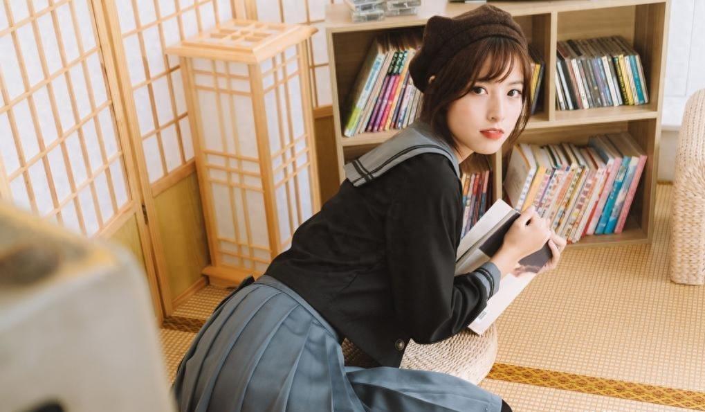 追女孩子有什么套路（追女孩子的套路和技巧）