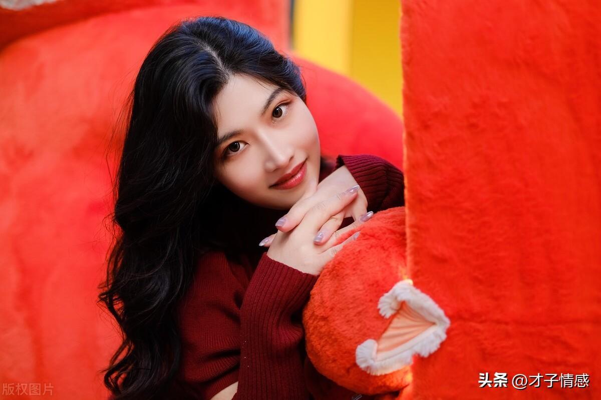 如何让男人离不开你(三招让他从精神到身心迷恋你)
