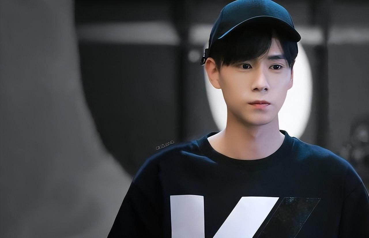 教直男如何谈恋爱的书（教男生如何谈恋爱的书）