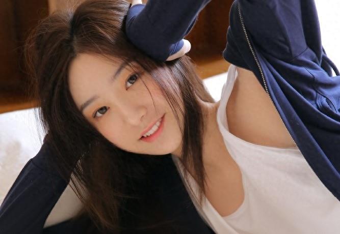 怎么安慰女生(不会哄女孩开心怎么办)