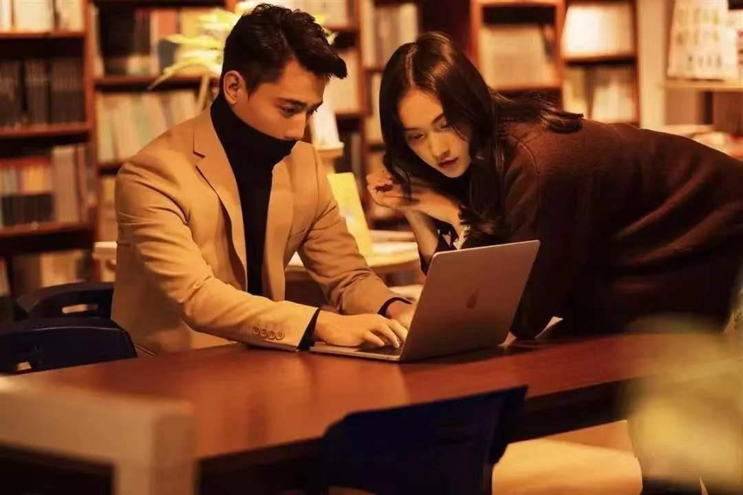 陌陌上的女的约都是收费的(陌陌能约出来女的吗)