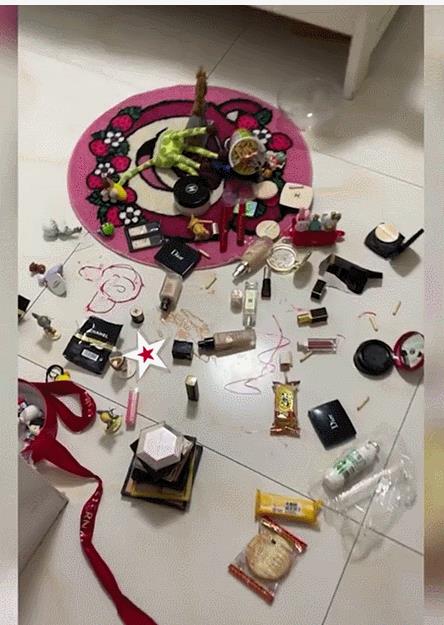 女孩回应化妆品被亲戚家孩子打碎,亲戚赔偿1000元钱