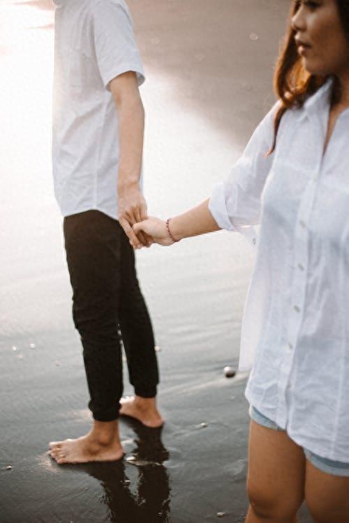 被很多人追的女生特点(特别招异性喜欢的女生)