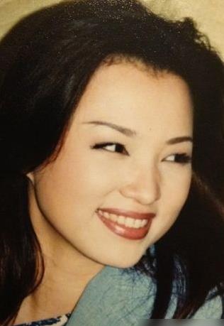 给各台春晚气质主持打分,倪萍成经典,马凡舒初登台惊艳