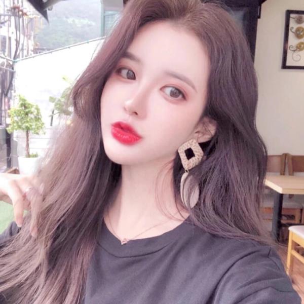 聊天套路大全(学会这三招让女生快速爱上你)