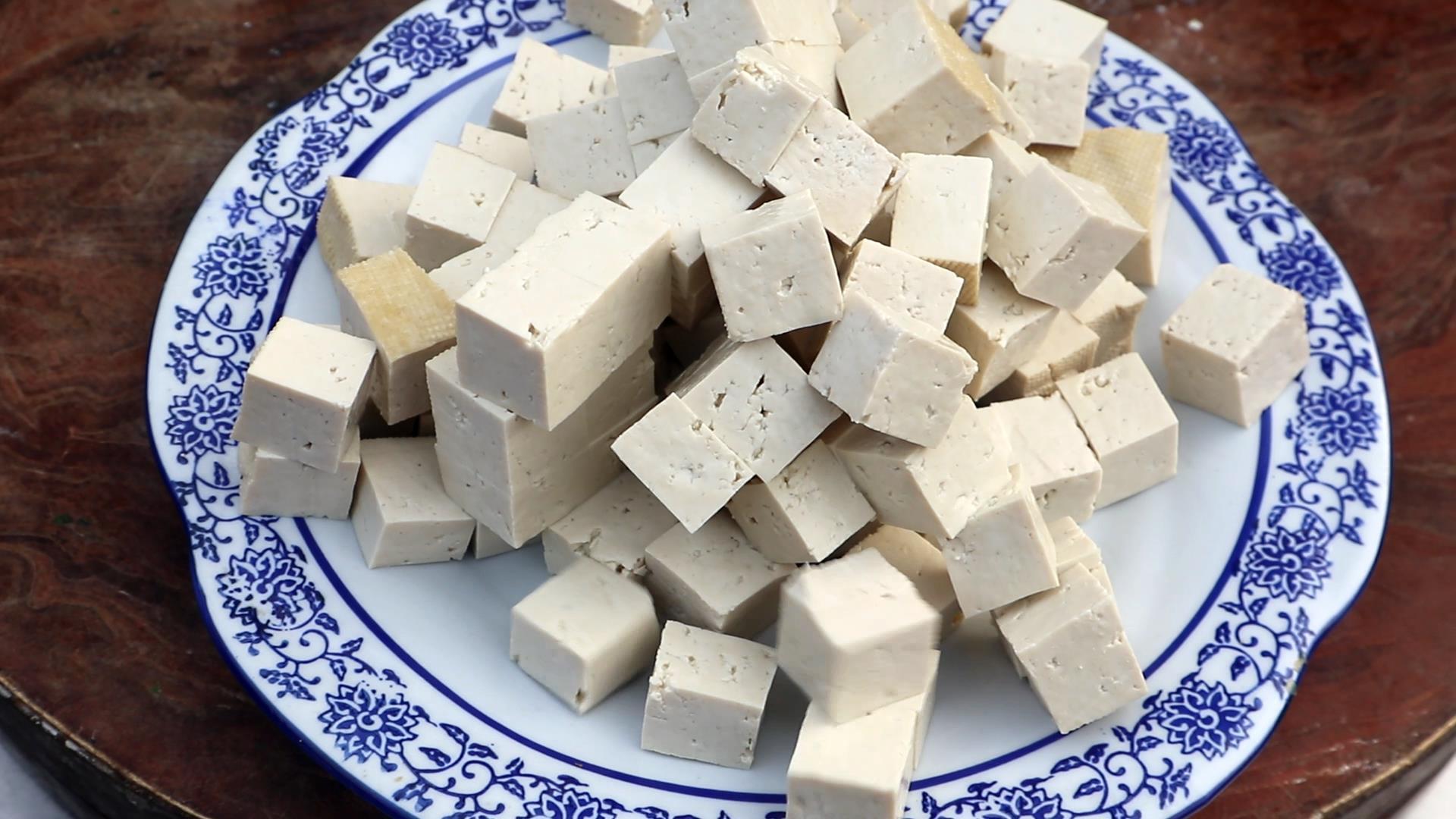 多给孩子吃4种“高锌”食物 补营养(孩子爱吃身体棒)