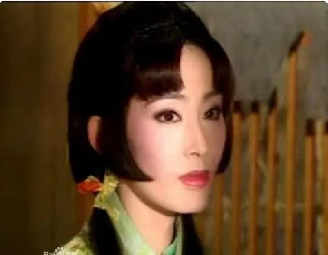 两个独立包装的女人（两个独立包装的女人讲的是什么意思）