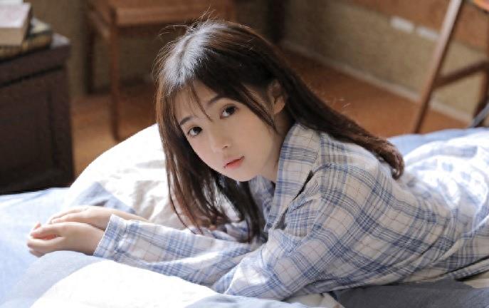 如何和女孩子聊天找共同话题(如何撩妹找话题)