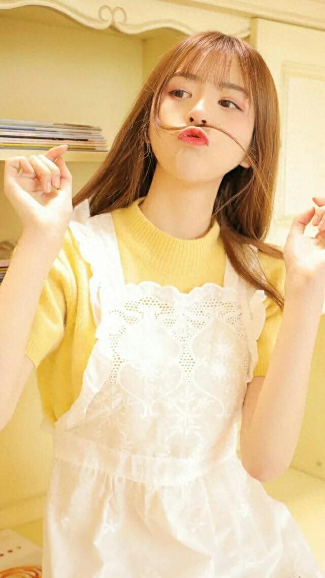 如何判断女孩子是否喜欢你（女生喜欢你的表现）