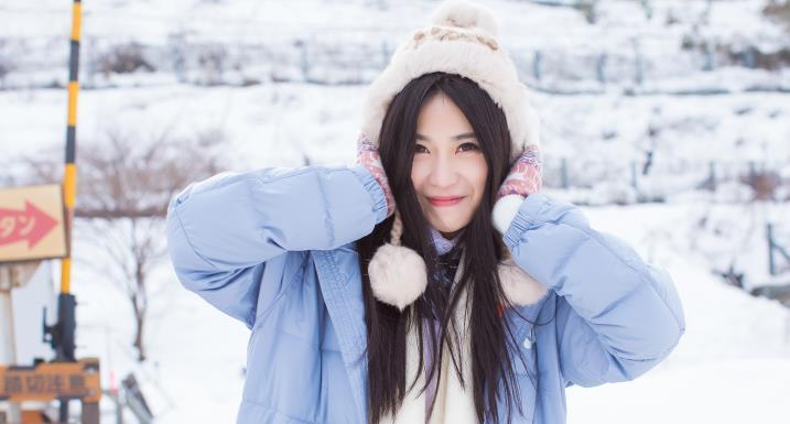 女生想坑你钱往往会有4种表现(物质女的四大表现)