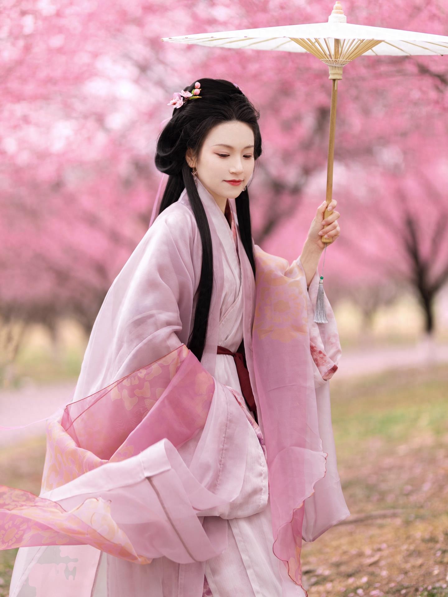 女朋友生气了怎么哄(哄女友开心的情话)