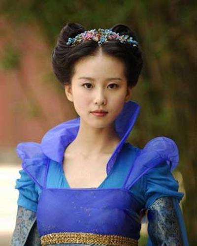 最令人心醉神迷的35句赞美他人的古诗词(尽显高端大气的文艺范)