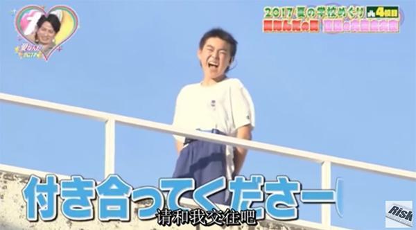 青春期男孩喜欢男生怎么办（青春期女孩喜欢男孩正常吗）