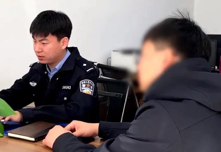 表哥扮网恋女友骗表弟16万，转账实名制露出马脚