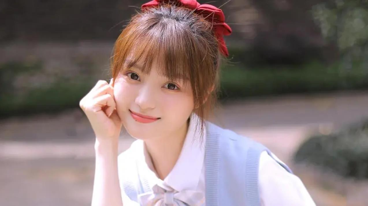 如何判断一个女生是不是海王呢(海王女生的表现)