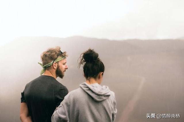 恋爱高情商的聊天书籍（高情商聊天术这本书怎么样）