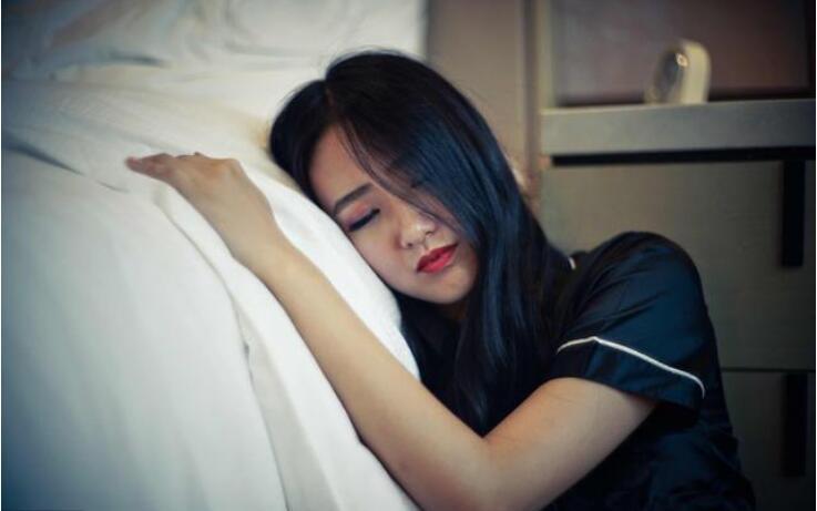女人想睡男人时的表现(会有这几个表现 男人要注意了)