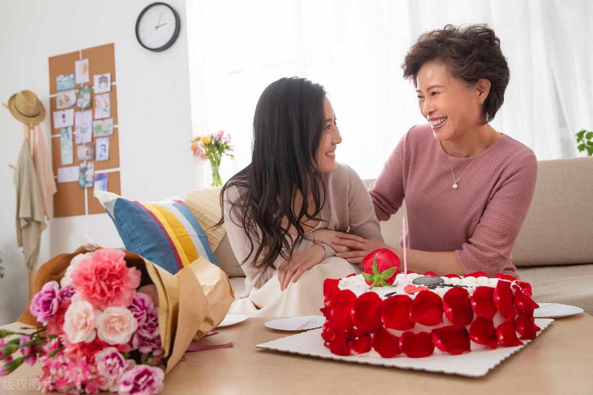 女人过生日的禁忌(为何说男不过三女不过四)