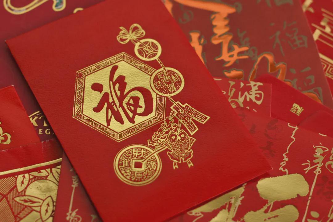 回老家过年“掏空”年轻人,掏空钱包,也掏空“脑细胞”
