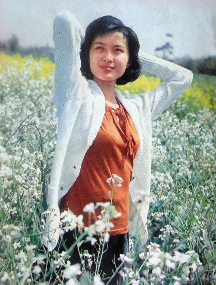 给各台春晚气质主持打分,倪萍成经典,马凡舒初登台惊艳
