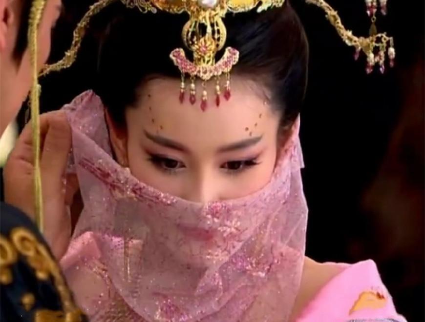 说女人红颜祸水是什么意思(关于红颜祸水背后的真正含义)