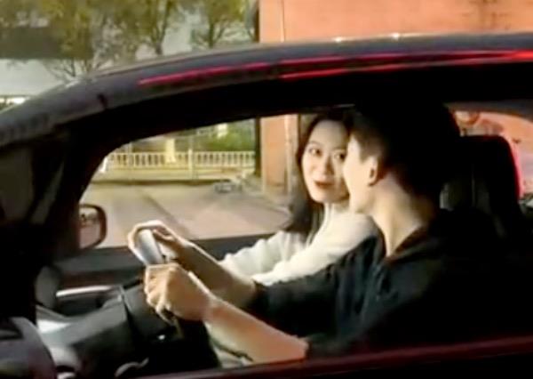 杭州女生给异地恋男友送车,网友满屏“倒贴论”