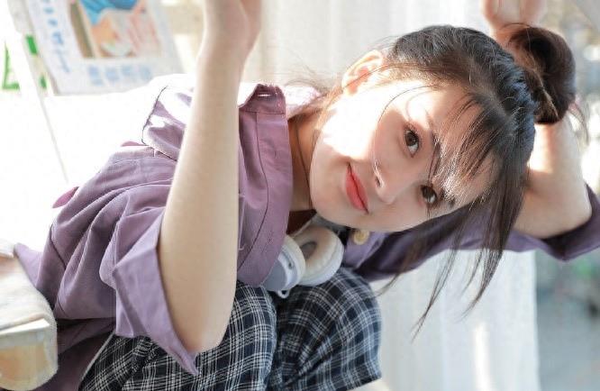 不自信的男孩子怎么追女生（比较自卑一点的男生怎么追女生）