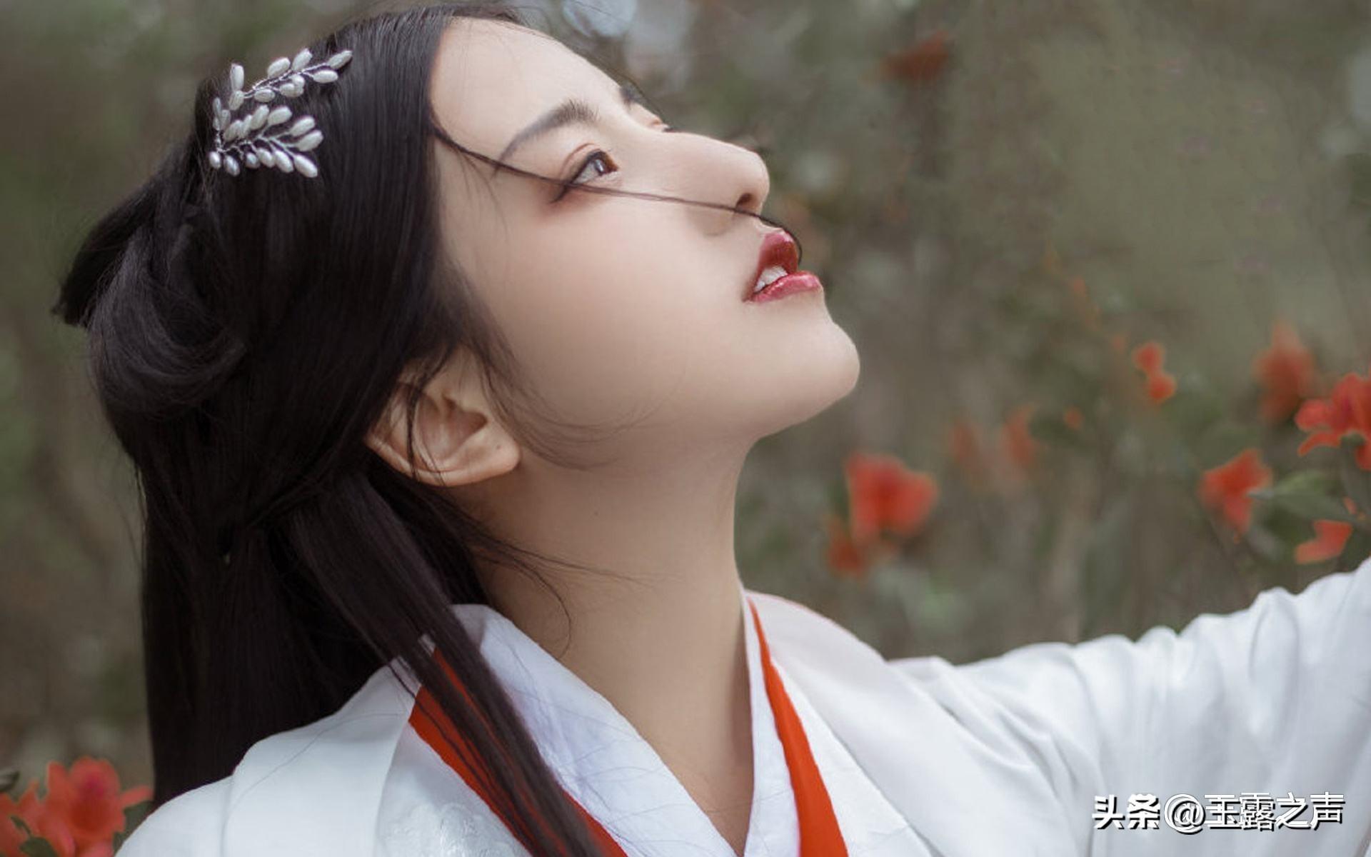 打动女人的心六个绝招诗句（最能打动女人心的情话诗句）