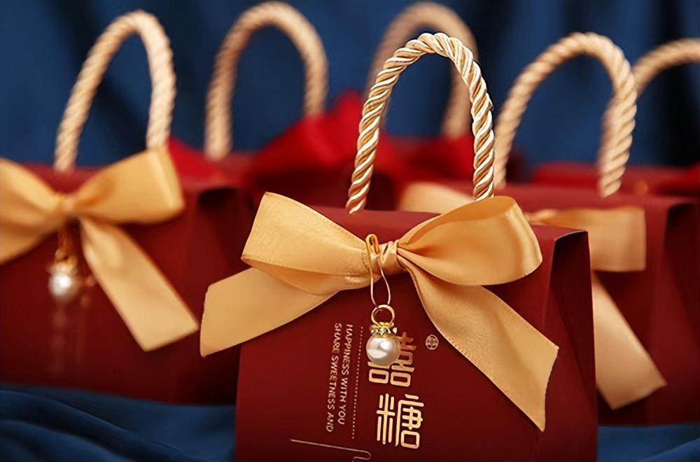 朋友结婚送什么礼物好(这几款礼物不落俗套 实用又有纪念意义)
