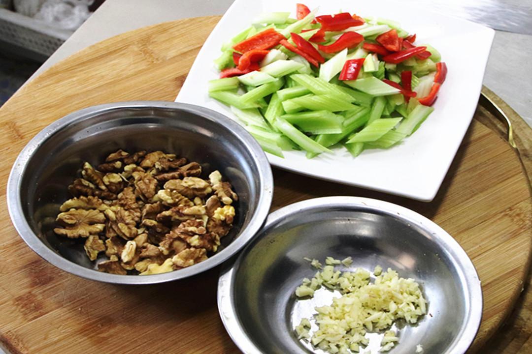 天然含锌食物前5名(建议男人天冷了多吃 体壮气足的过冬天)
