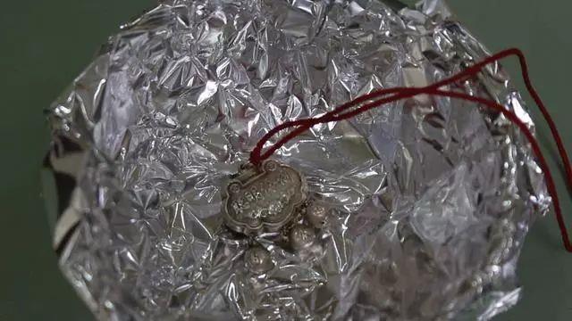 银饰发黑怎么清洗（清洗银首饰最推荐的3种方法）